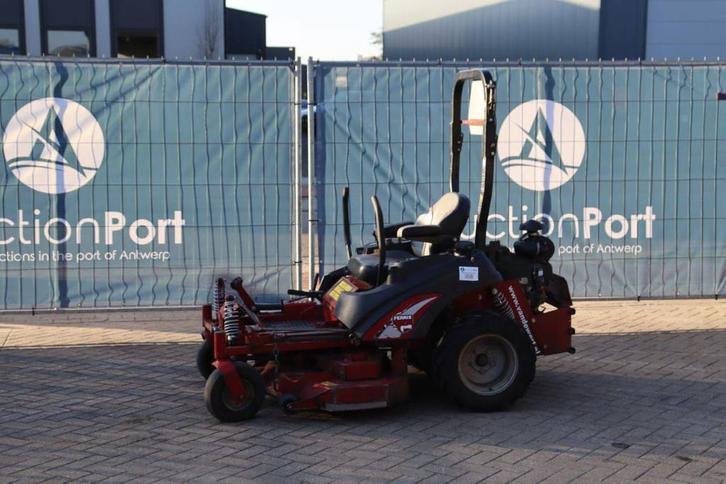 Veiling: Zitmaaier Ferris Zeroturn IS2100z Benzine 2018, Tuin en Terras, Zitmaaiers, Zo goed als nieuw, Ophalen