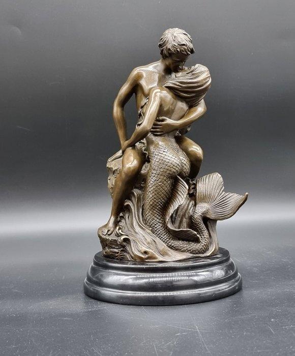Beeld, Bronze: Kissing a Mermaid - 24.5 cm - Brons, Marmer, Antiek en Kunst, Curiosa en Brocante