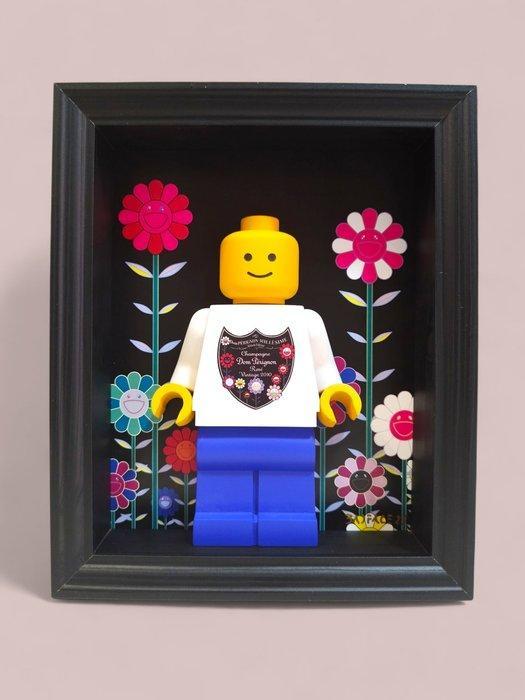 Lego Dom Perignon Rosé x Murakami, Antiek en Kunst, Kunst | Designobjecten
