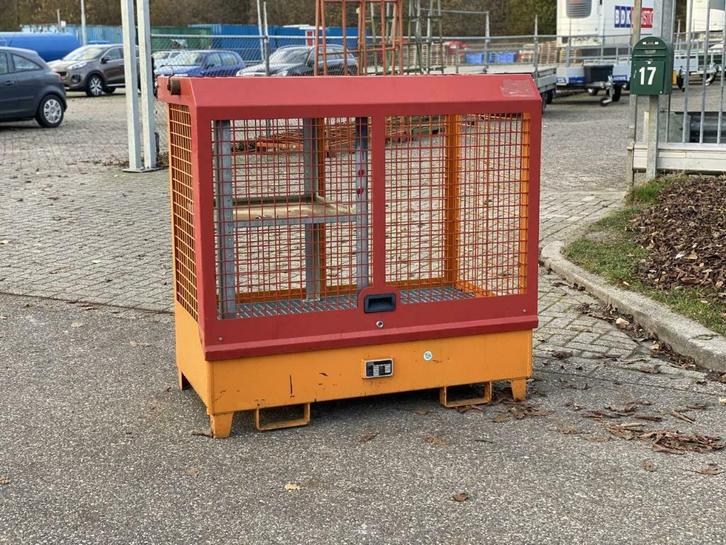 Gebruikte Lekbak / opvang depot, Opvangbak afsluitbaar, Elwi, Doe-het-zelf en Verbouw, Kratten en Dozen, 100 cm of meer, Gebruikt