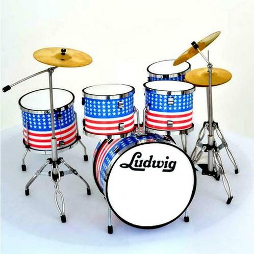 Miniatuur decoratief Ludwig Amerikaanse vlag drumstel, Verzamelen, Muziek, Artiesten en Beroemdheden, Overige typen, Nieuw, Ophalen of Verzenden