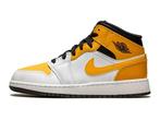 Air Jordan 1 Mid White University Gold - Maat 36 EU, Ophalen of Verzenden, Nieuw, Jordan