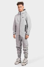 Nike Tech Fleece Trainingspak Heren Grijs, Verzenden, Nike, Nieuw, Grijs