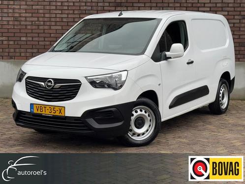 Opel Combo 1.6D L2H1 Edition / 100 PK / Navigatie / Cruise C, Auto's, Bestelauto's, Dealer onderhouden, Lease, Zwart, Handgeschakeld