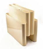 kartell Portariviste di Stoppino Analoge camera