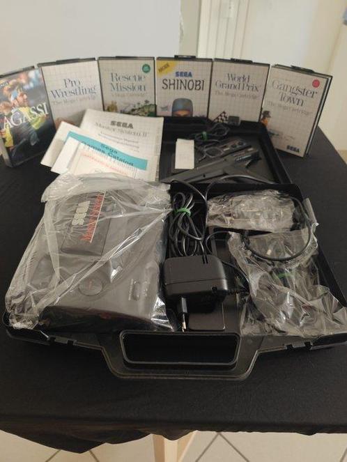 Sega - Master System II - with original carrying case -, Spelcomputers en Games, Spelcomputers | Overige Accessoires