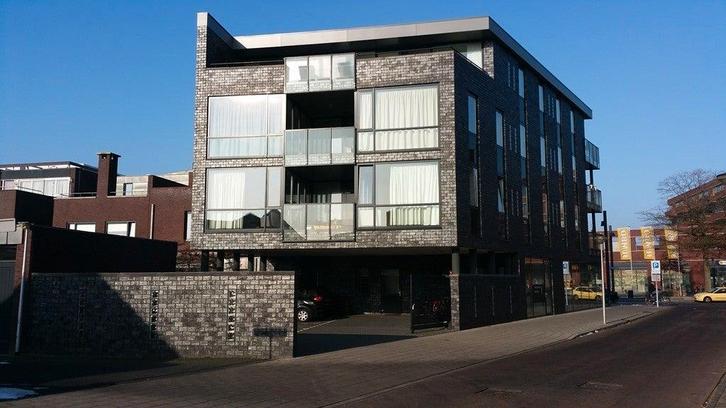 Te huur: Appartement Renbaanstraat in Enschede, Huizen en Kamers, Huizen te huur, Overijssel, Appartement