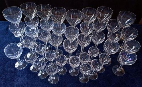 Val Saint Lambert - Wijnglas (41) - Kristal - Val St Lambert, Antiek en Kunst, Antiek | Meubels | Tafels