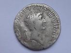 Romeinse Republiek (Imperatoriaal). Very rare denarius of