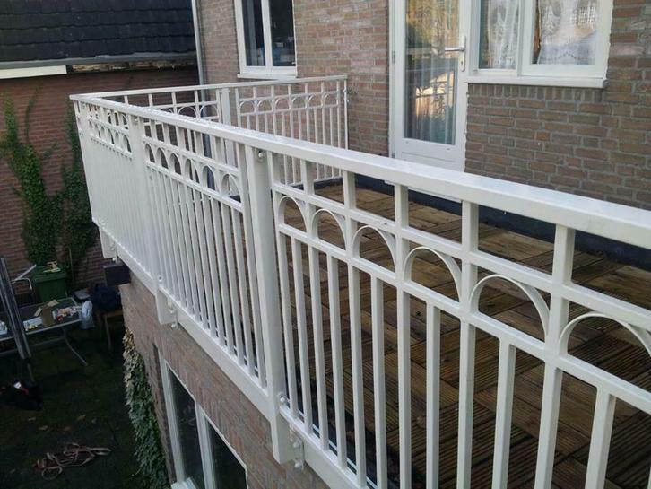 Op maat gemaakt balkonhekwerk, moderne balkonhekken, Tuin en Terras, Schuttingen, Nieuw, IJzer