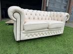 Bankstel CHESTERFIELD 2 zit bank wit leer design sofa, Huis en Inrichting, Banken | Bankstellen, Design, Tweepersoons, Zo goed als nieuw