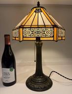 Style Tiffany - Tafellamp - in de geest van Art Deco - Glas,