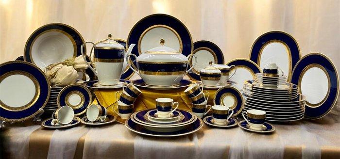 Righini Arte - Tafelservies voor 12 (71) - Zeer zeldzaam, Antiek en Kunst, Antiek | Meubels | Tafels