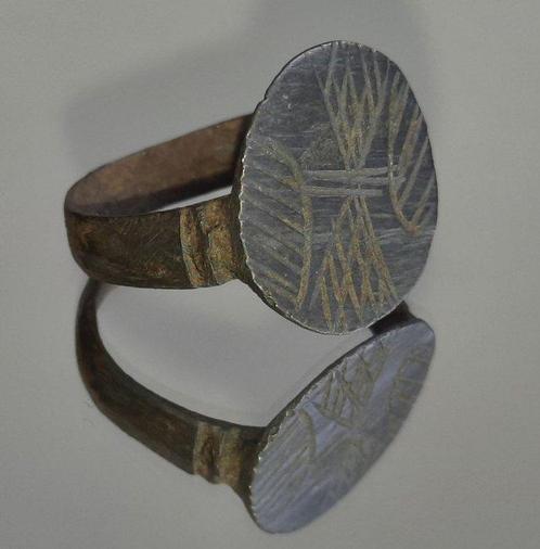 Middeleeuwen, kruisvaardersperiode Brons Middeleeuws bronzen, Sieraden, Tassen en Uiterlijk, Antieke sieraden