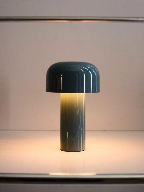Flos - Edward Barber, Jay Osgerby - Tafellamp - Bellhop -, Antiek en Kunst, Antiek | Lampen