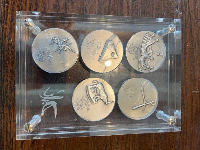 Spanje. Salvador Dalí – „Les Médailles de Dalí“ (1975), Postzegels en Munten, Munten en Bankbiljetten | Toebehoren