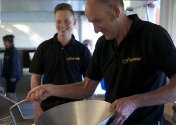 Huur een Frietkraam op locatie | Mobiele Frietkar/Snackwagen