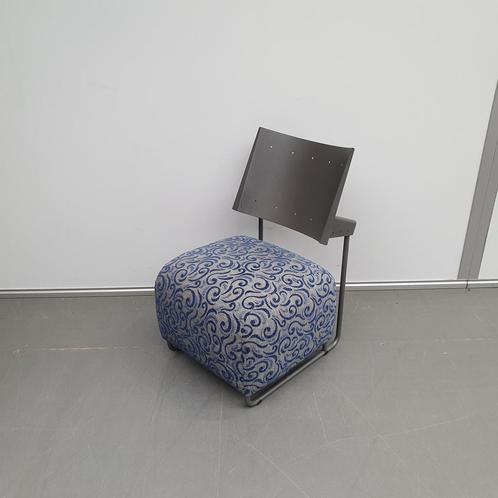 Vintage Oscar lounge chair by Harri Korhonen - patroon stoff, Huis en Inrichting, Fauteuils, Ophalen of Verzenden