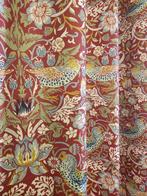 Morris William Art Nouveau-stof Strawberry Thief -