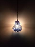 Gekooide hanglamp - Geblazen blauw glas in metalen frame
