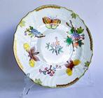 Herend - Kom - Antique Herend Queen Victoria pattern plate., Antiek en Kunst