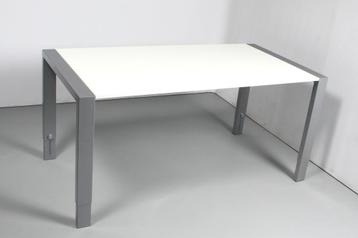 Samas verstelbaar bureau 160x80 cm, alu-wit beschikbaar voor biedingen