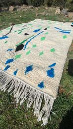 Authentiek Berber Tapijt met Groene en Blauwe Accenten -