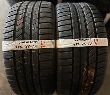 2x255-45-17 continental winter 6mm €70 per band 255 45 17 beschikbaar voor biedingen