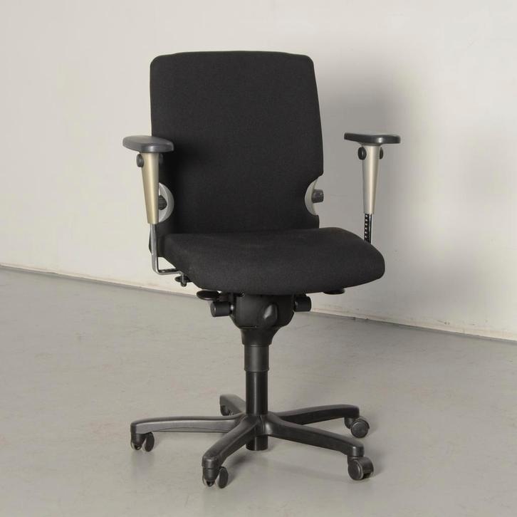 Comforto 77 bureaustoel, zwart, 4D armleggers, tempur, Zakelijke goederen, Kantoor en Winkelinrichting | Kantoormeubilair en Inrichting