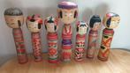 Set van 7 traditionele vintage kokeshi - Japan - Tweede