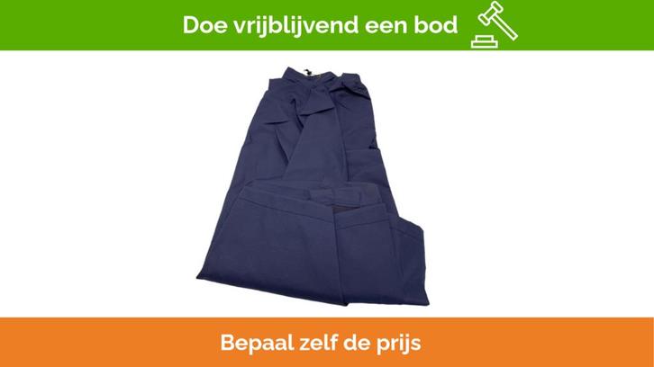 Bieden: Uttern S55 Pilot Seat and Steering Console Cover Bl, Watersport en Boten, Bootonderdelen, Nieuw, Zeilboot of Motorboot