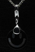 Zilveren Smiley zwart hanger en/of bedel, Verzenden, Nieuw