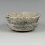 Achaemenid Empire Aardewerk Schaal met gegraveerde, Verzamelen