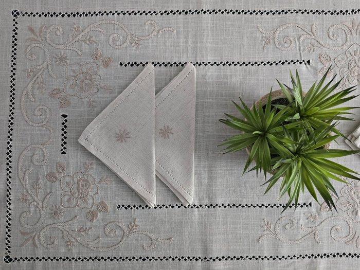 Tovaglia in canapa di lino con ricamo a mano 12 posti, Antiek en Kunst, Antiek | Kleden en Textiel