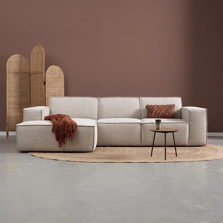*WOONWINKEL* PEPP Interiors Play Beige Bank Met Chaise Longu, Huis en Inrichting, Banken | Bankstellen, Nieuw, Verzenden