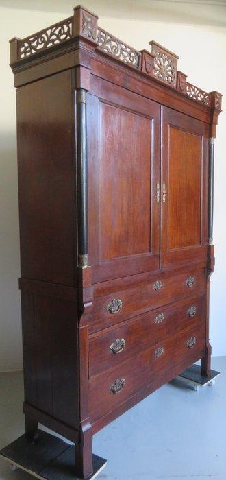 Kabinet - Eik, Koper - met galerie, Antiek en Kunst, Antiek | Overige Antiek