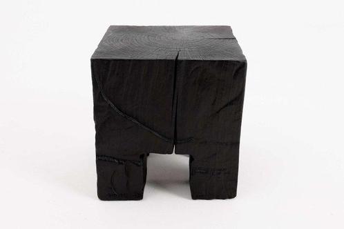 Logniture - Bijzettafel - Houten massief, met kettingzaag, Antiek en Kunst, Kunst | Designobjecten