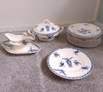 Petrus Regout - Eetservies (13) - Potiche - Aardewerk -