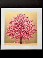 Dogwood 13 - Large work - Signed and numbered by the, Antiek en Kunst