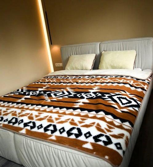 Karpatische merinowol - Deken - 200 cm - 220 cm, Antiek en Kunst, Antiek | Kleden en Textiel