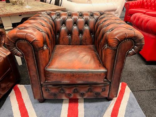 Chesterfield Brand Vintage Bruin Leren Chesterfield Fauteuil, Huis en Inrichting, Fauteuils, Gebruikt, Leer, Ophalen