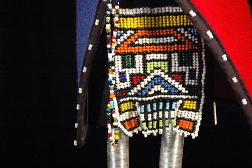 Ndebele - Zuid-Afrika (Zonder Minimumprijs), Antiek en Kunst, Kunst | Niet-Westerse kunst
