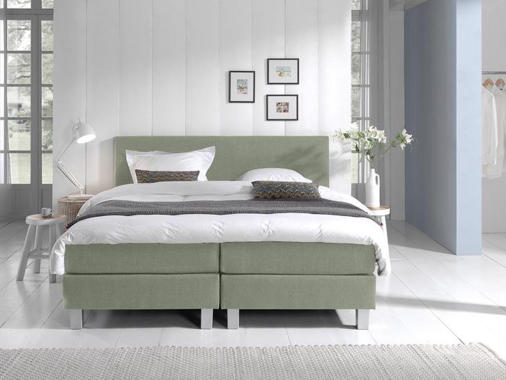 Boxspring Eefje - groen - 180 x 220 cm, Huis en Inrichting, Slaapkamer | Boxsprings, 220 cm, Groen, 180 cm, Tweepersoons, Verzenden