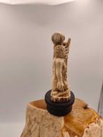 Inconnu - sculptuur, LAnge de la Mort et lHomme - 8.5 cm -