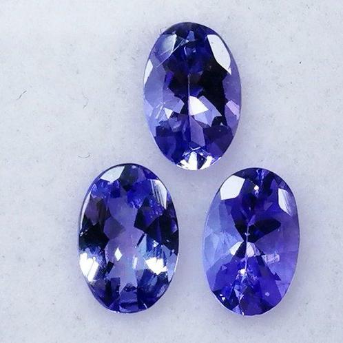 3 pcs Blauw Tanzaniet - 1.34 ct - Instituto Gemólogico, Sieraden, Tassen en Uiterlijk, Edelstenen