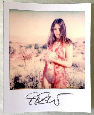 Stefanie Schneider - Matilda and Susanna (Chicks and Chicks beschikbaar voor biedingen