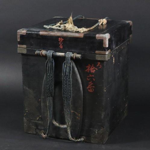 Levensgrote Samurai-pantserset met Eboshi-stijl helm –, Antiek en Kunst, Antiek | Overige Antiek