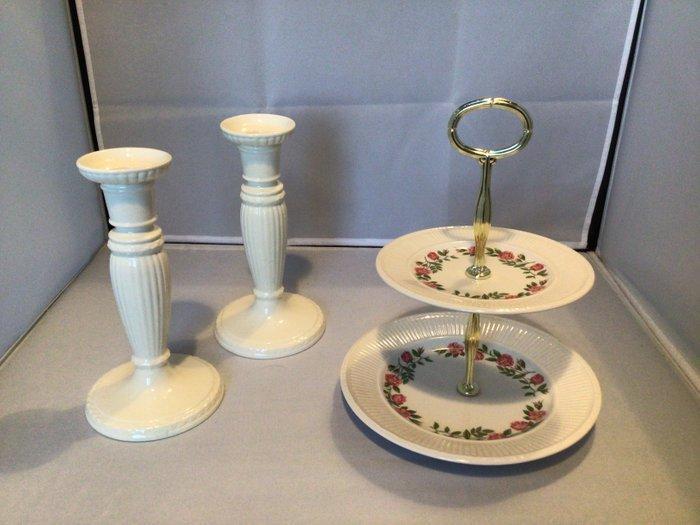 Wedgwood - Kandelaar (3) - Porselein - Kandelaar en etagère, Antiek en Kunst, Curiosa en Brocante