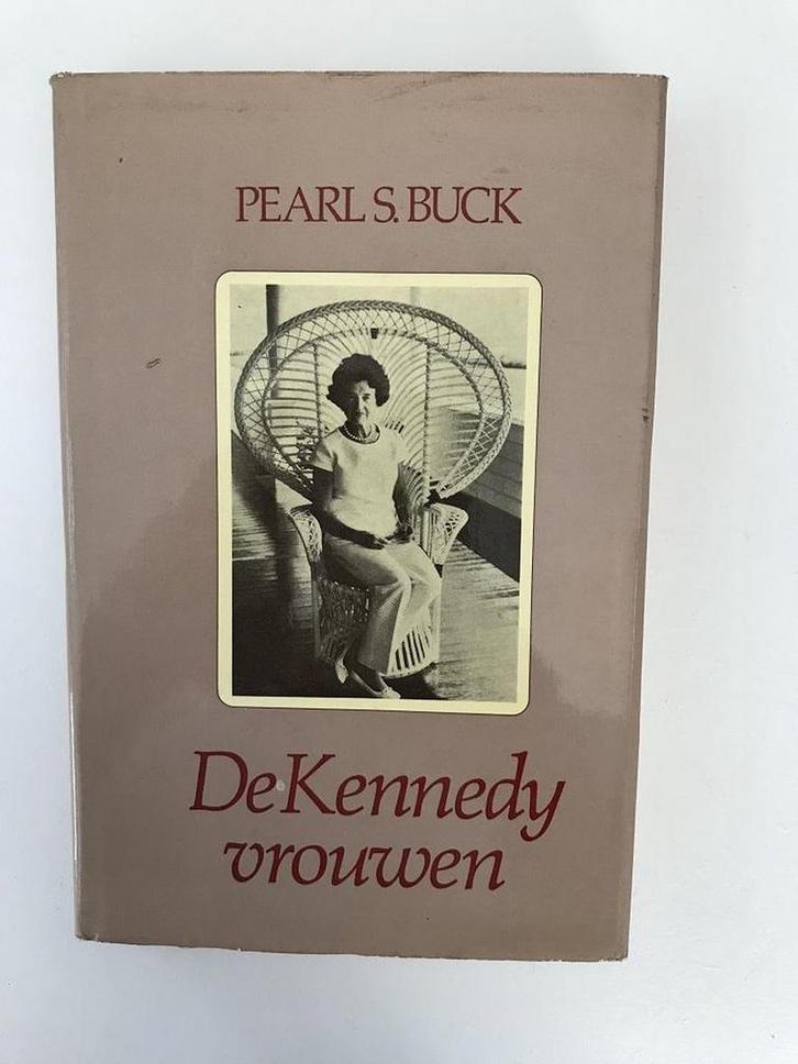 De Kennedy-vrouwen - Pearl S. Buck 9789022950692 Buck, Boeken, Overige Boeken, Gelezen, Verzenden