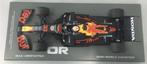 Spark Max Verstappen World Champion modelauto 1:18